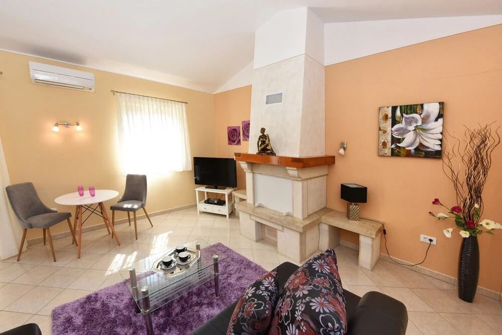Villa 376