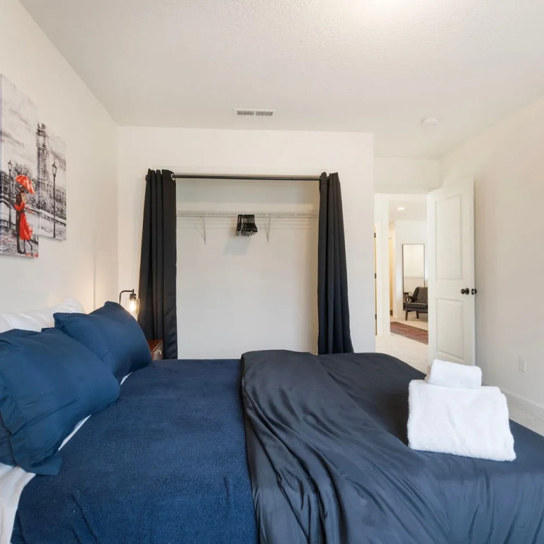 Luxurious 3BR Home in the Heart of Hillsboro