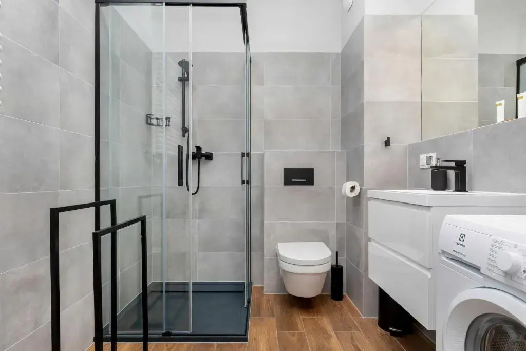 Modern City Center Apartments by Noclegi Renters