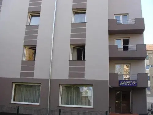 Hostel Lan