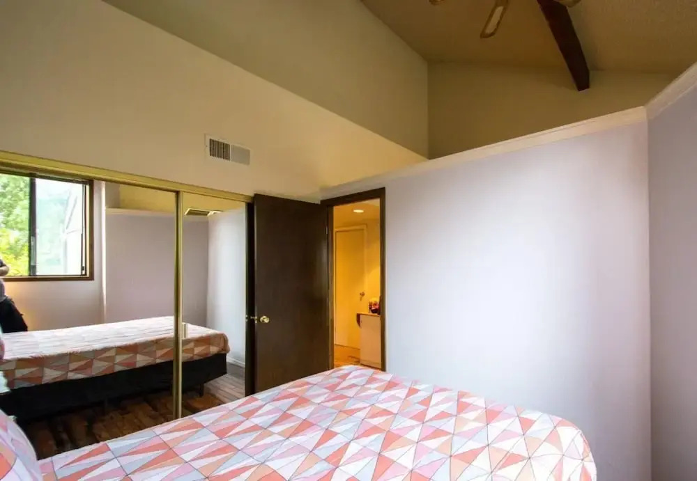 Country Club Condo