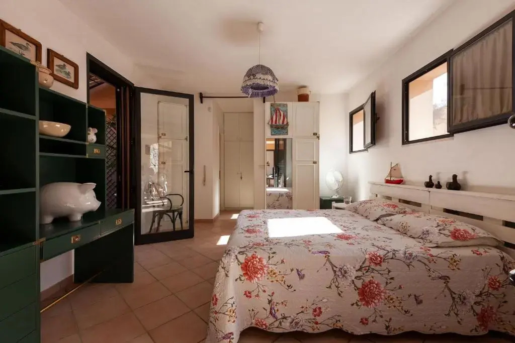 Casa sulla spiaggia di Torre Orso posti auto m222