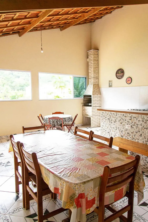 Incrivel casa com churrasqueira em Ubatuba, SP