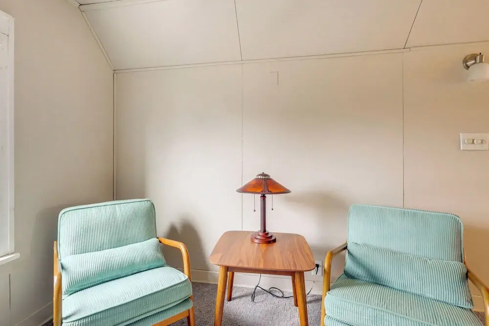Walk to Nightlife District! Omaha Benson Bungalow