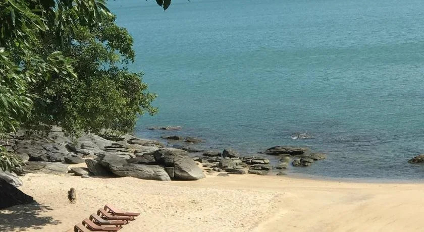 Khanom Hill Resort