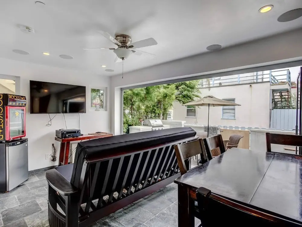 Newest House On The Court Leed Platinum Certified, Great for Groups and Families