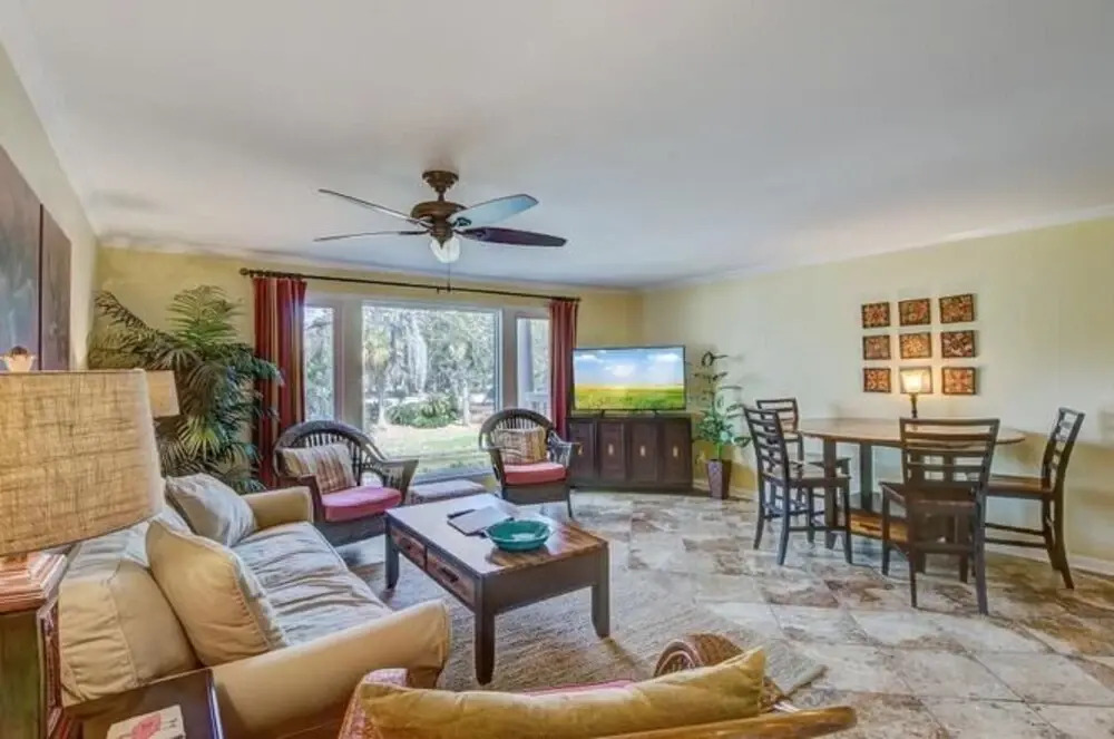 5-star Reviews + Close-to-the-beach = Perfect Vacation! 2 Bedroom Villa