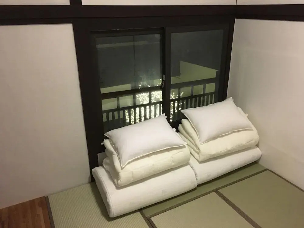 Hwadam Inn