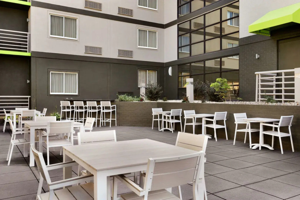 Radisson Akron-Fairlawn Copley