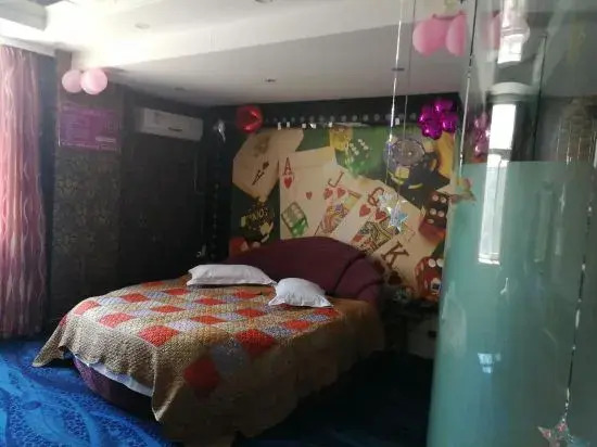 I Do Theme Hotel