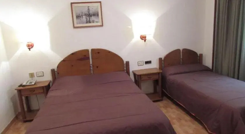 Hotel Elena María