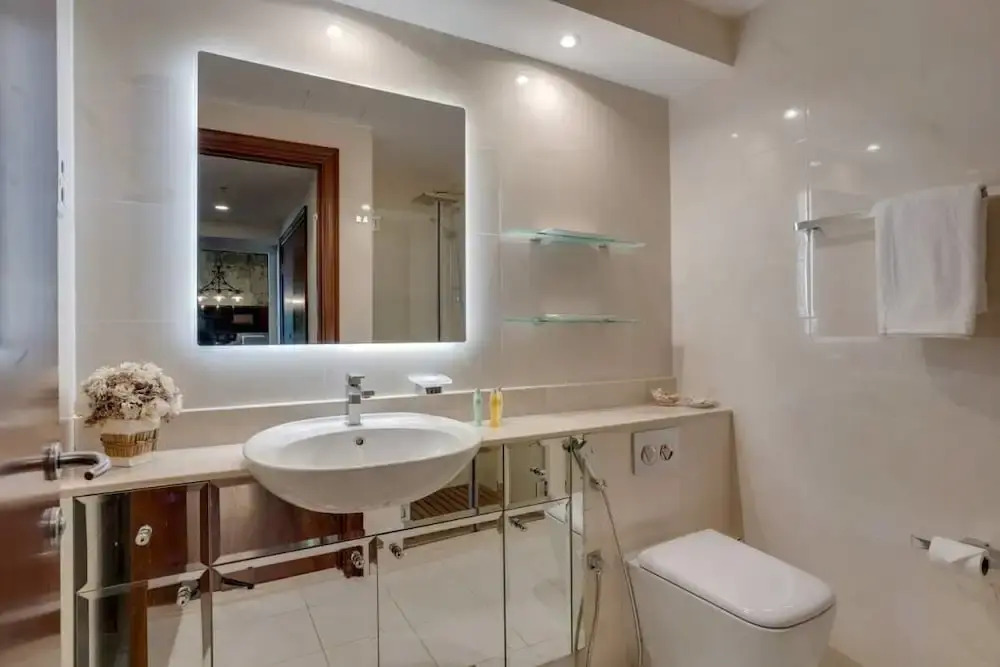 Uniquely Designed Apartment Dubai Marina Views