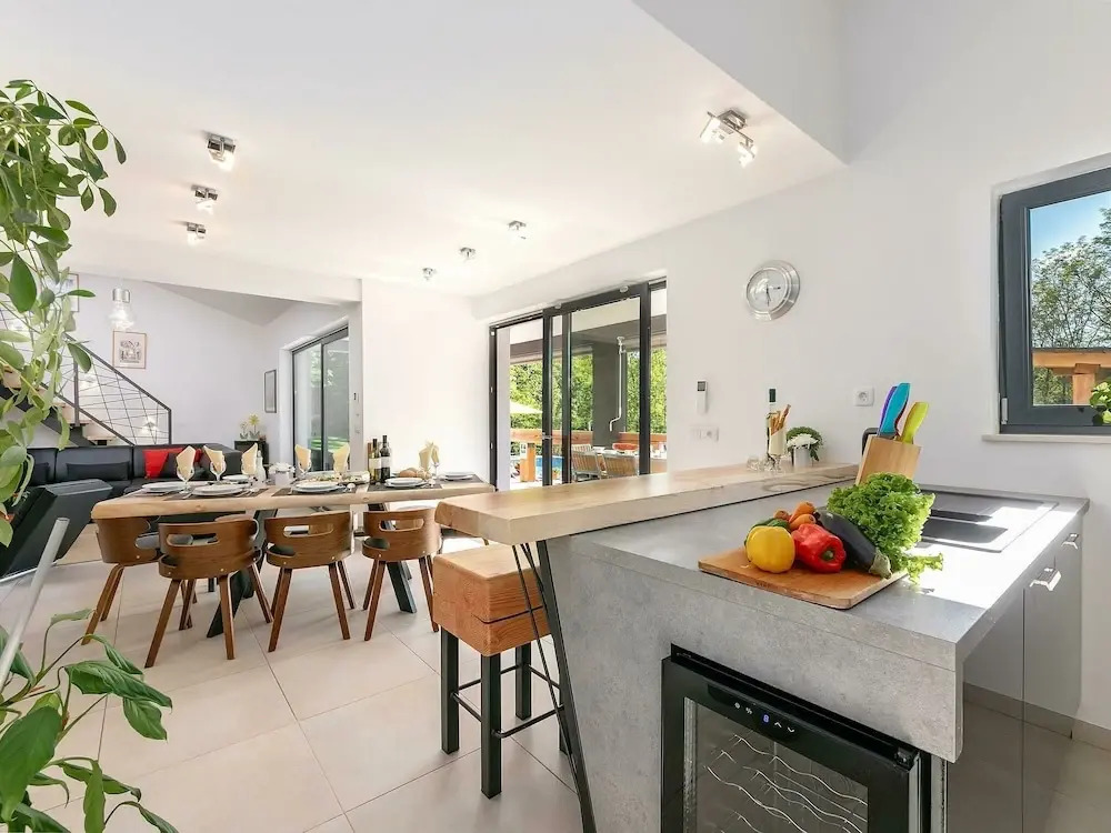 Beautiful Villa With Large Garden, Playground, Swimming Pool, in Green Surroundings at Labin