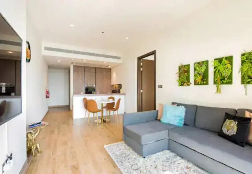 Mesmerizing 1BR w/ Full Marina View at Marina Gate