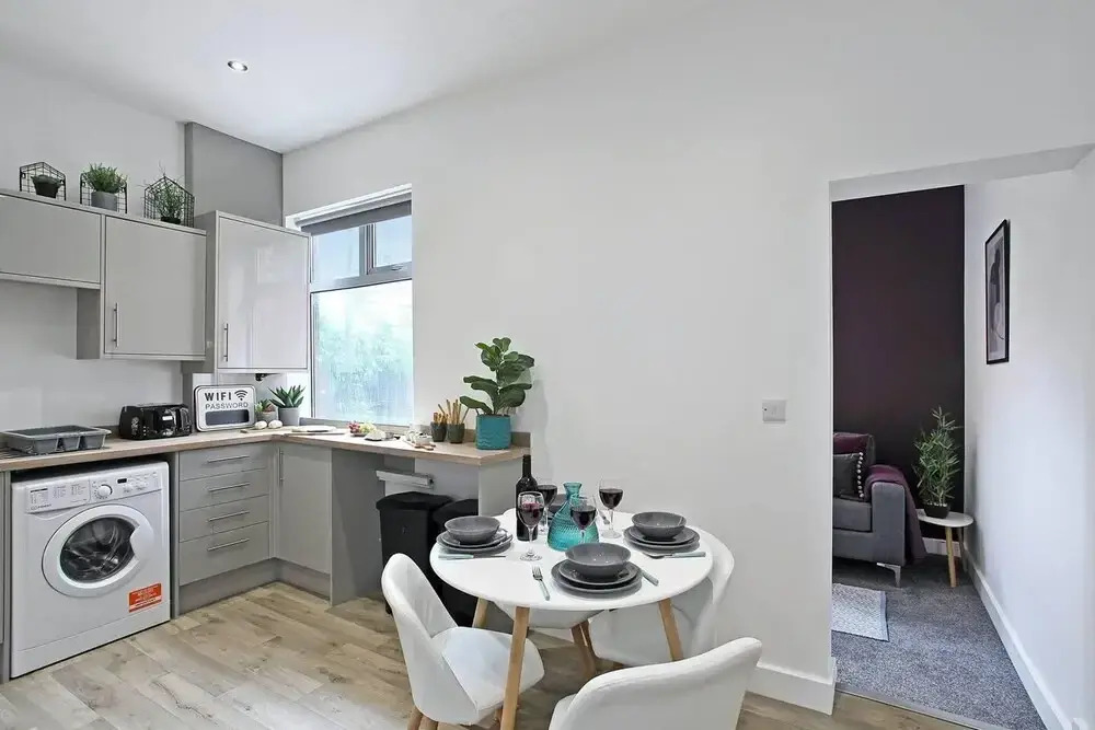 Stunning 4-bed House in Manchester