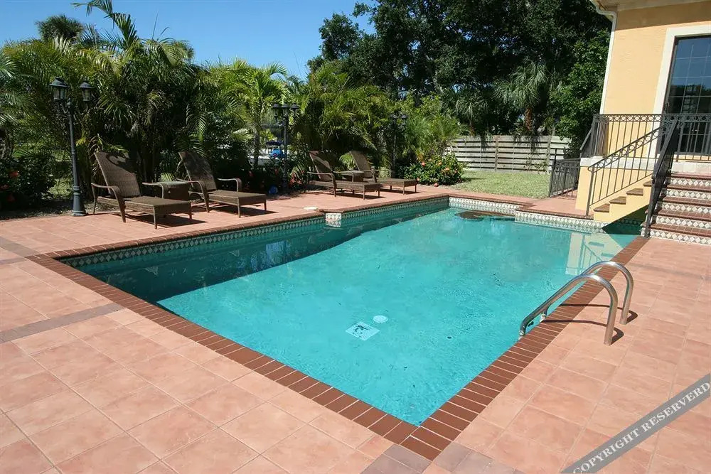 Siesta Key Pool Homes by RVA