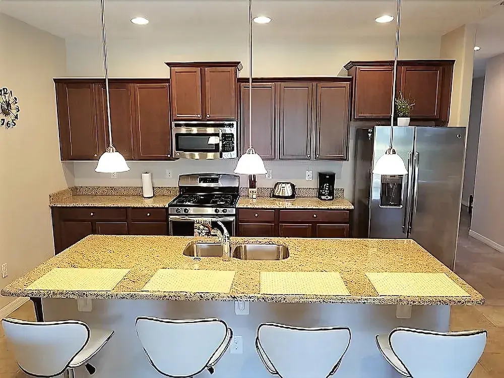 ST4746TD Solterra - Four Bedroom Townhouse