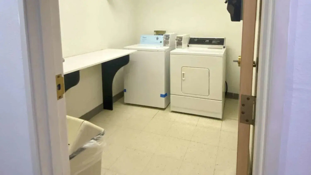 Motel 6 McAlester OK - South