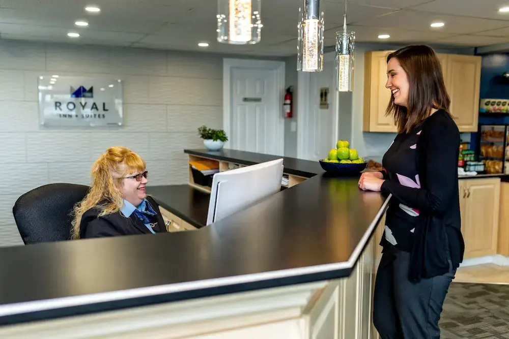 Royal Inn & Suites