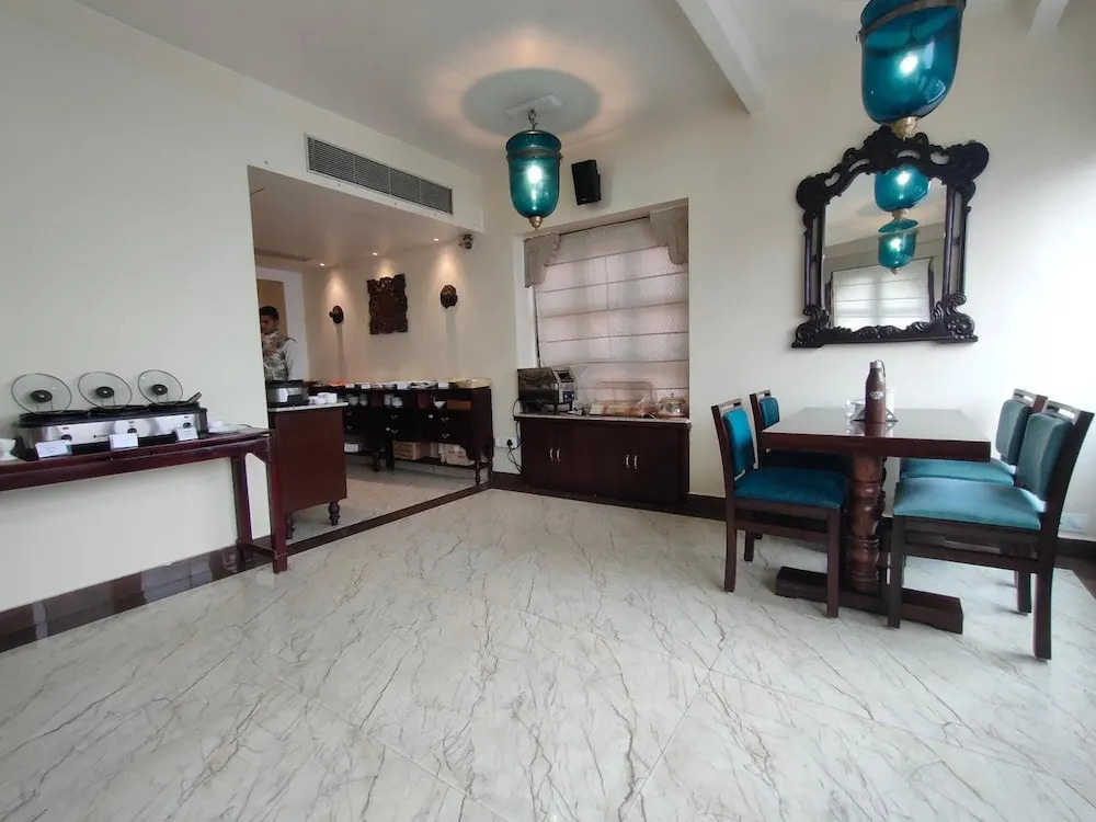 Guleria Kothi at Ganges