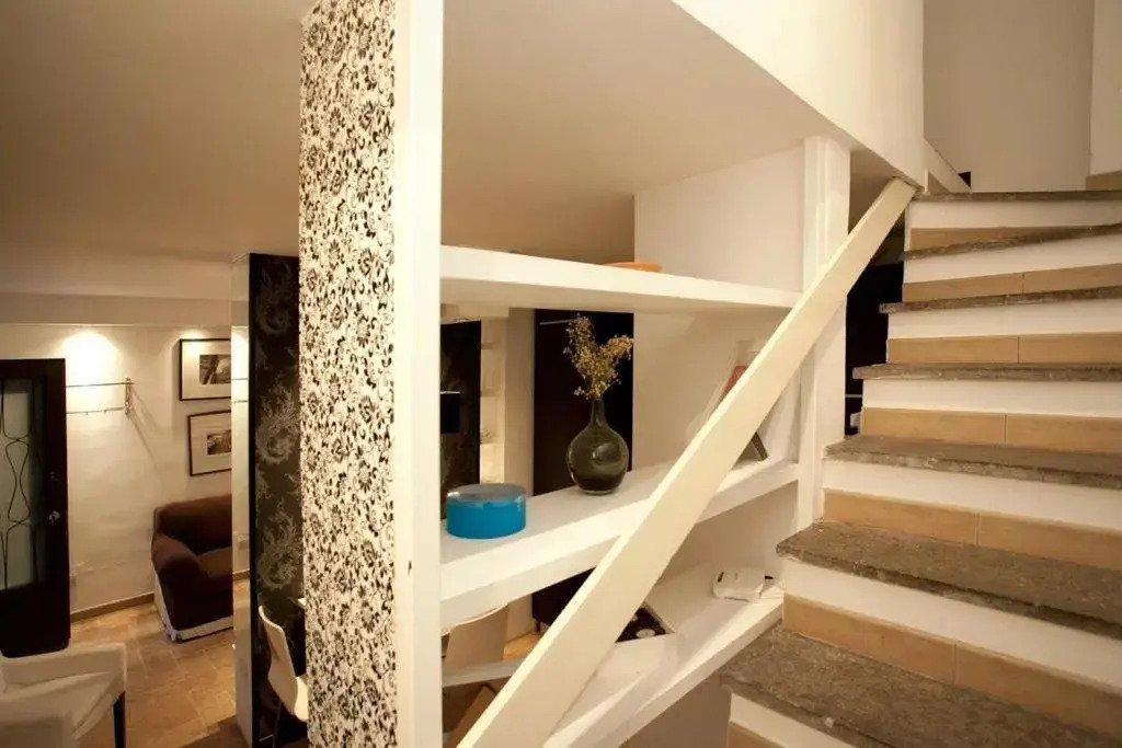 Lovely Apartment Ground Floor Colosseo up 4 Prs !