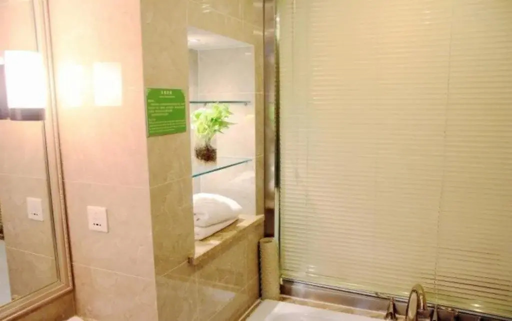 Jiangyin Life Island Hotel