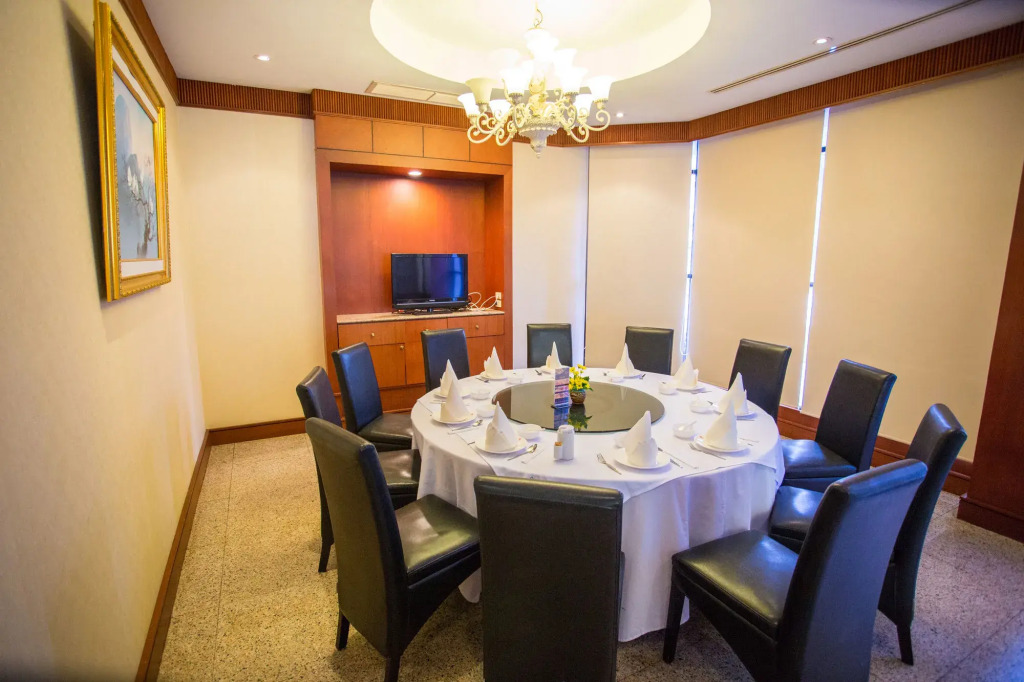 Seeharaj Hotel