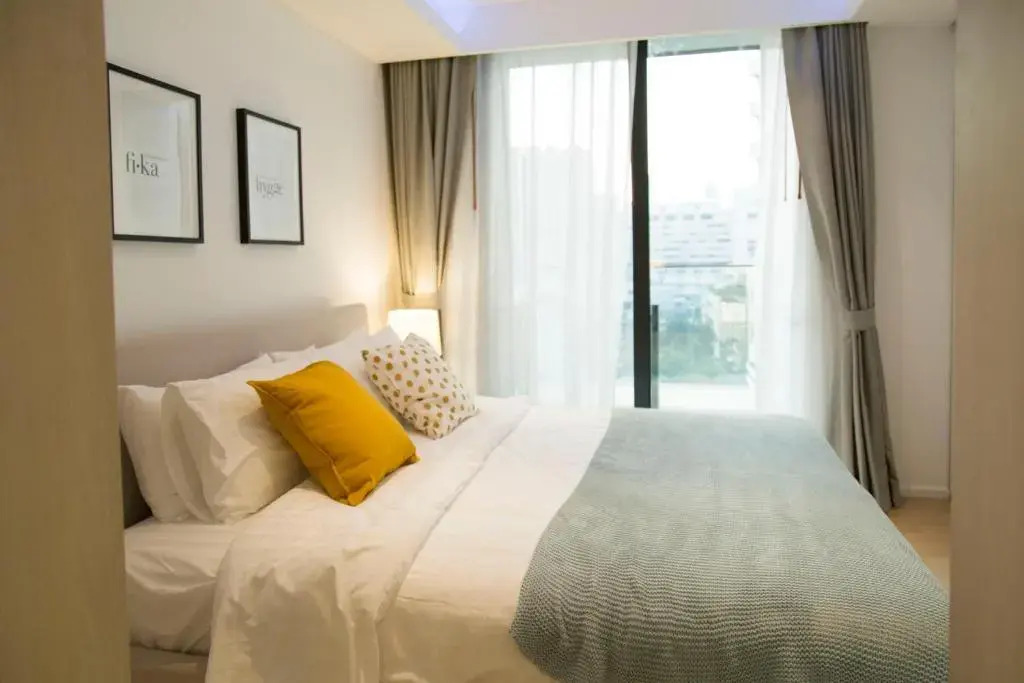 Sukhumvit 11#Luxury#Pool#Gym#BTS Nana&MRT Sukhumvit#1BR#Max4ppl