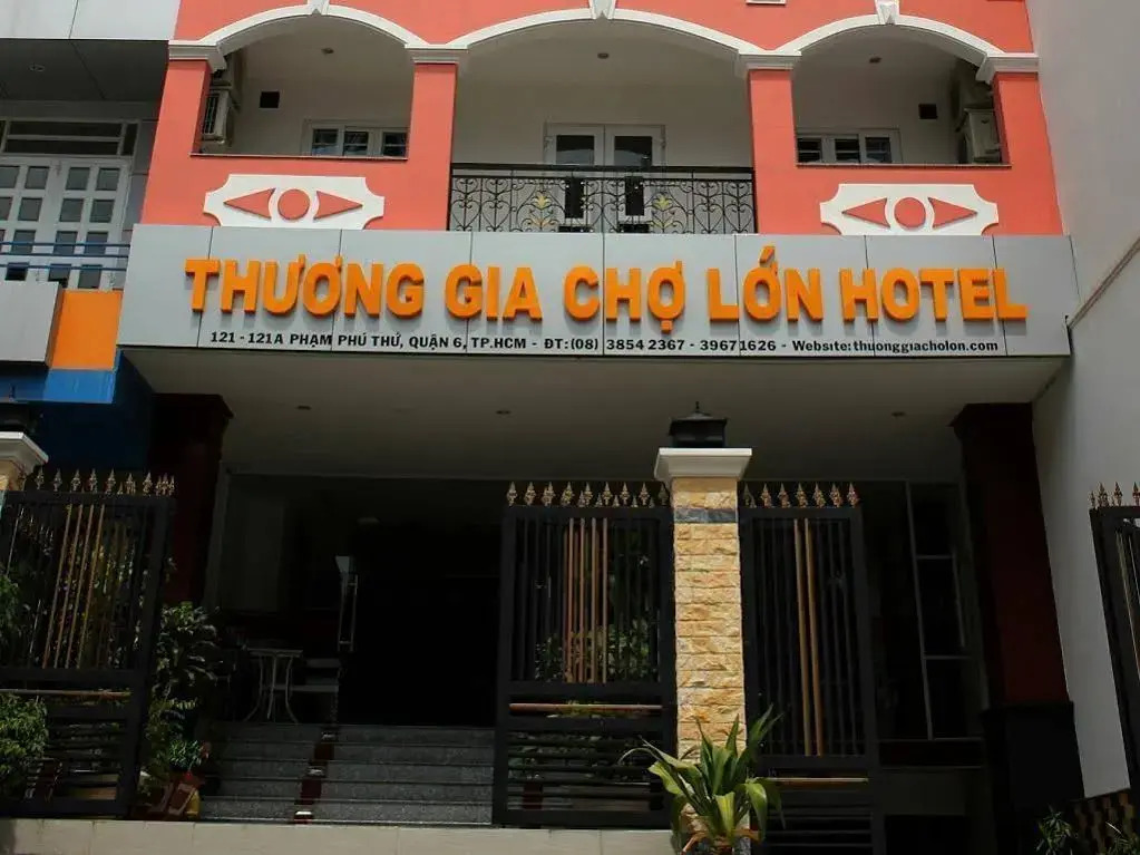 Cholon Business Hotel