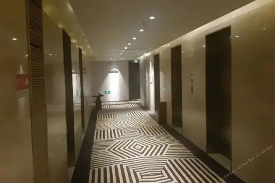 Love Life Hotel Wanda