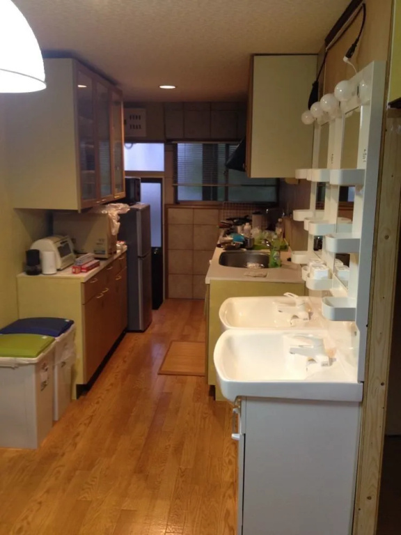 Shin-Osaka Backpacker's Hostel