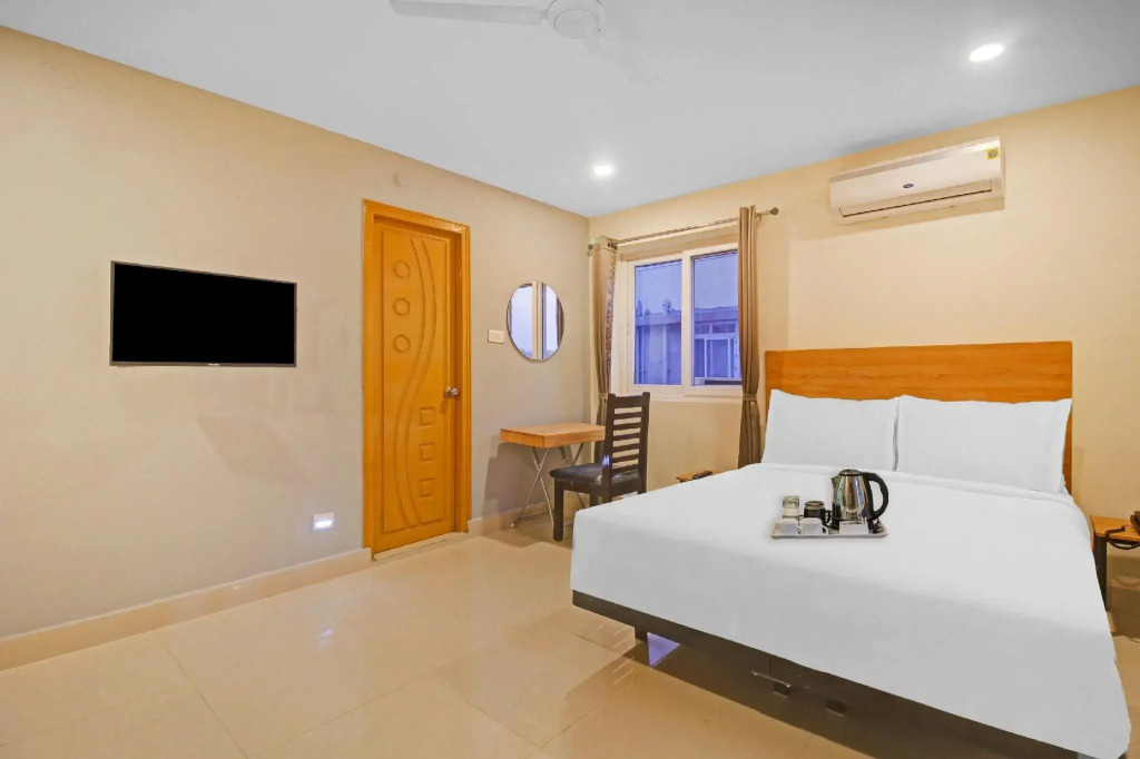 Super Townhouse Whiteridge Gachibowli Near AIG Hospital