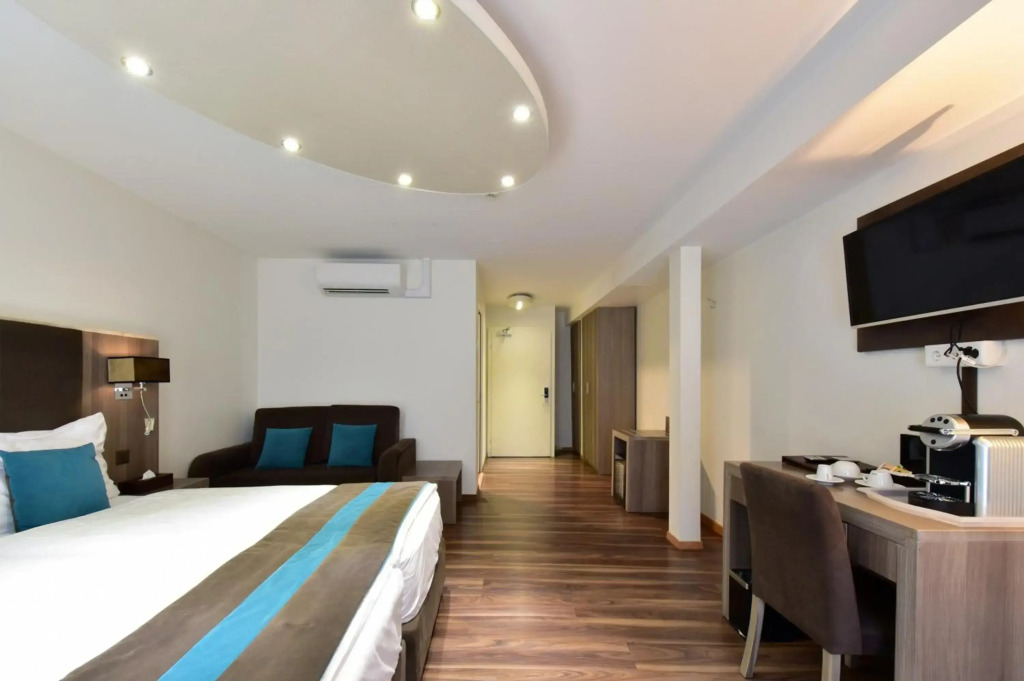 Hotel Rousseau