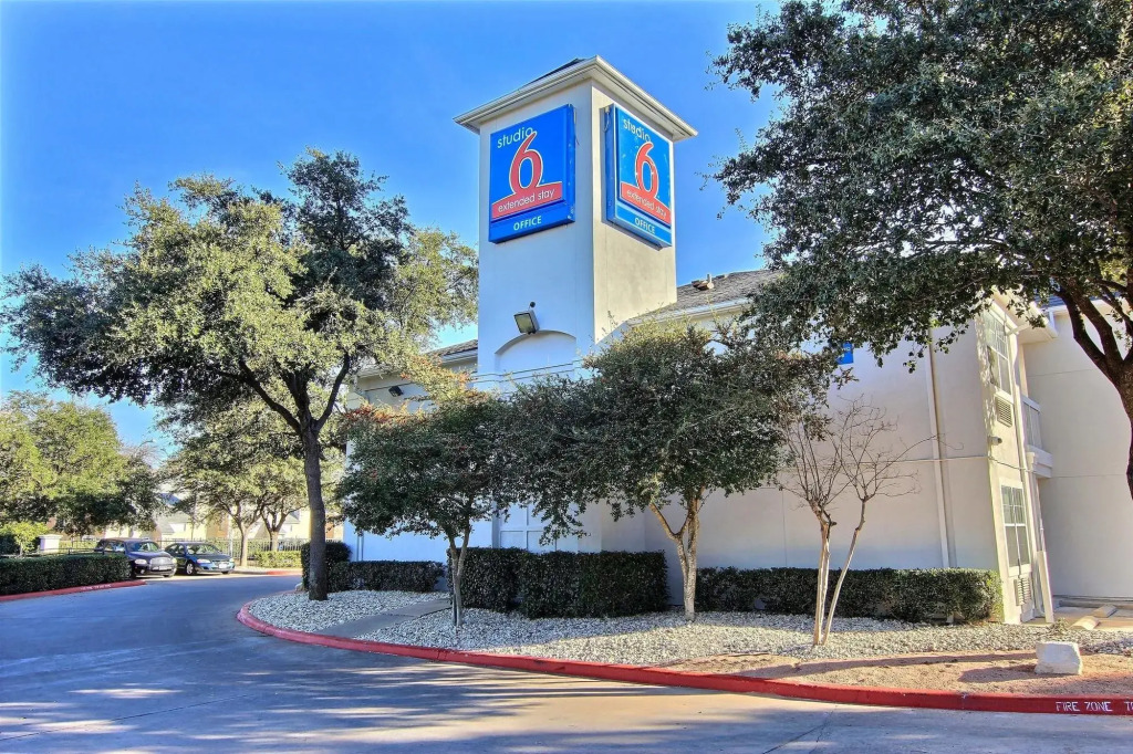 Studio 6 Extended Stay - Austin, TX - Midtown