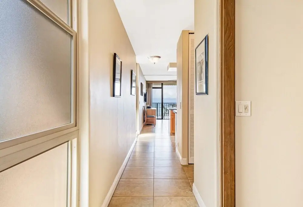 Kahana Reef #401 1 Bedroom Condo by Redawning