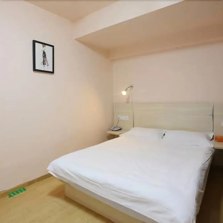Lanqin Hotel