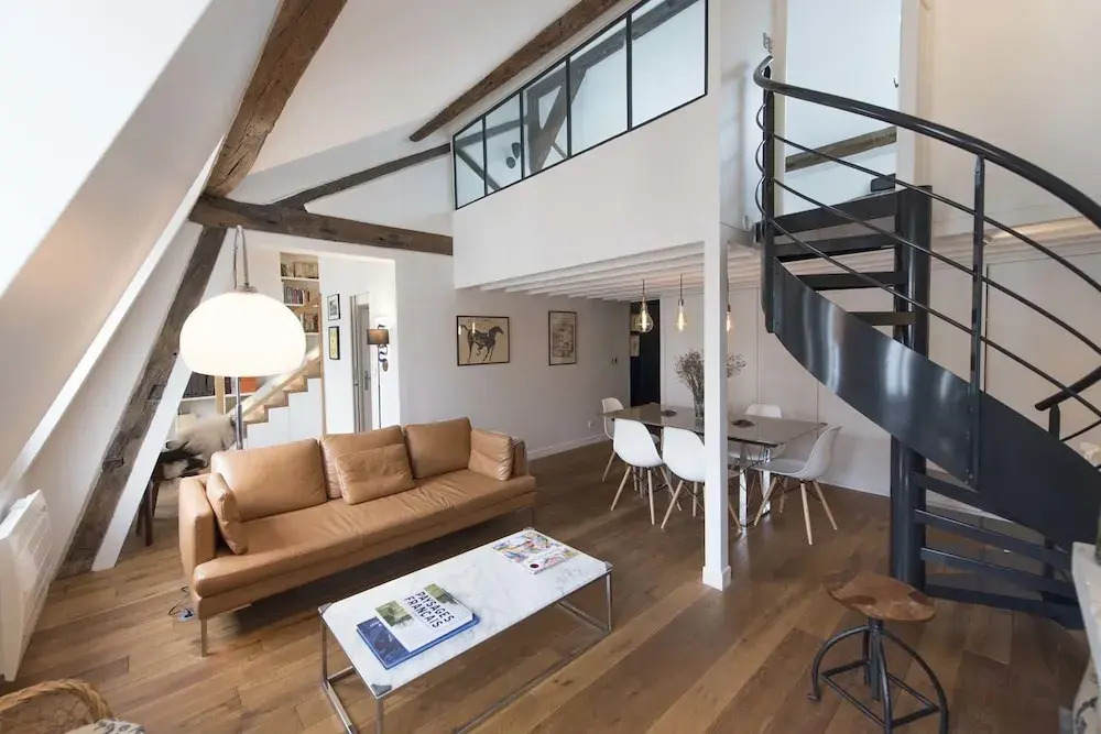 Eiffel Tower Duplex