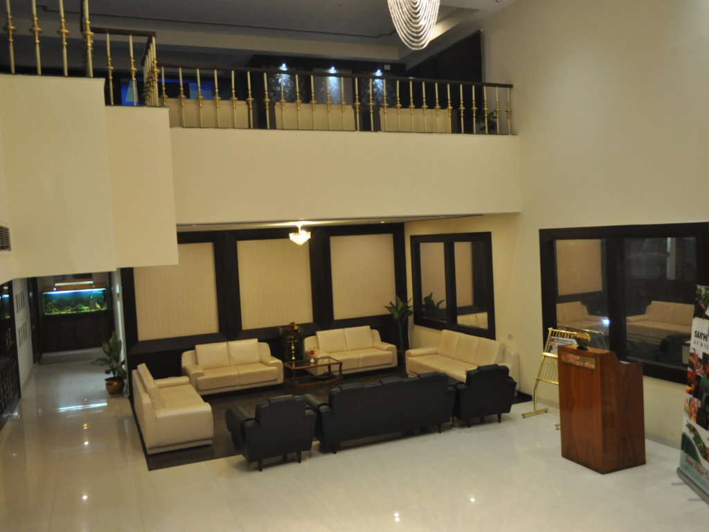 Hotel Plaza inn