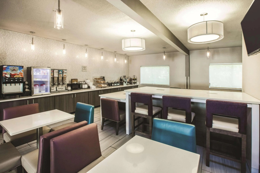 La Quinta Inn by Wyndham Indianapolis North