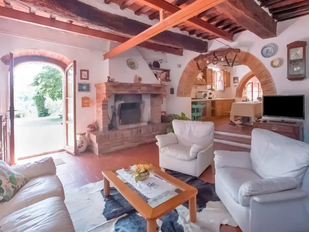 Holiday Home in Marciano Della Chiana With a Private Pool