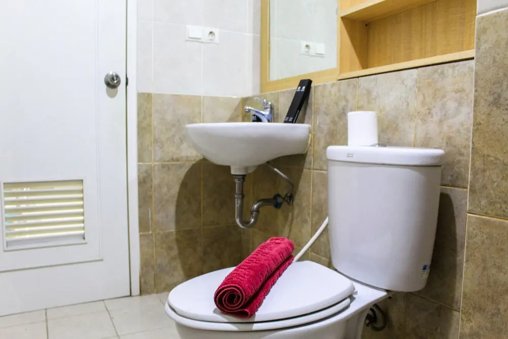 New Furnished 2BR Apartment at Silkwood Residence