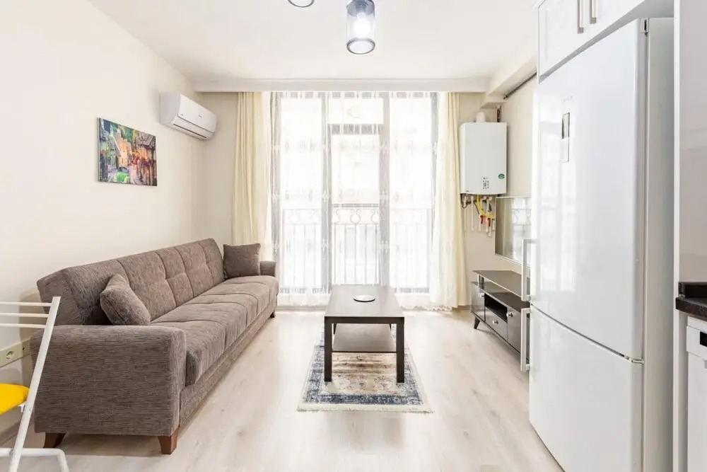 Central Apartment Near Cevahir Mall in Sisli