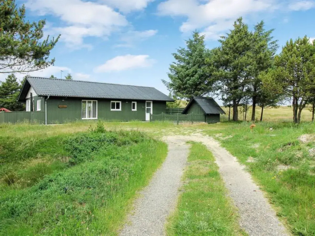 "Metodij" - 2.2km from the sea in Western Jutland