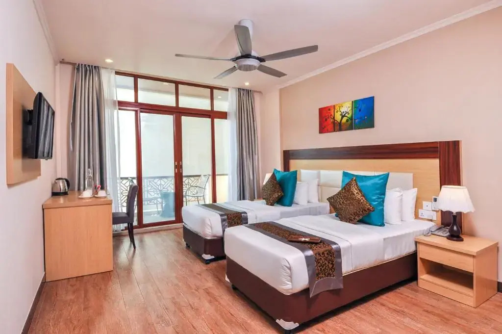 Triton Beach Hotel & Spa