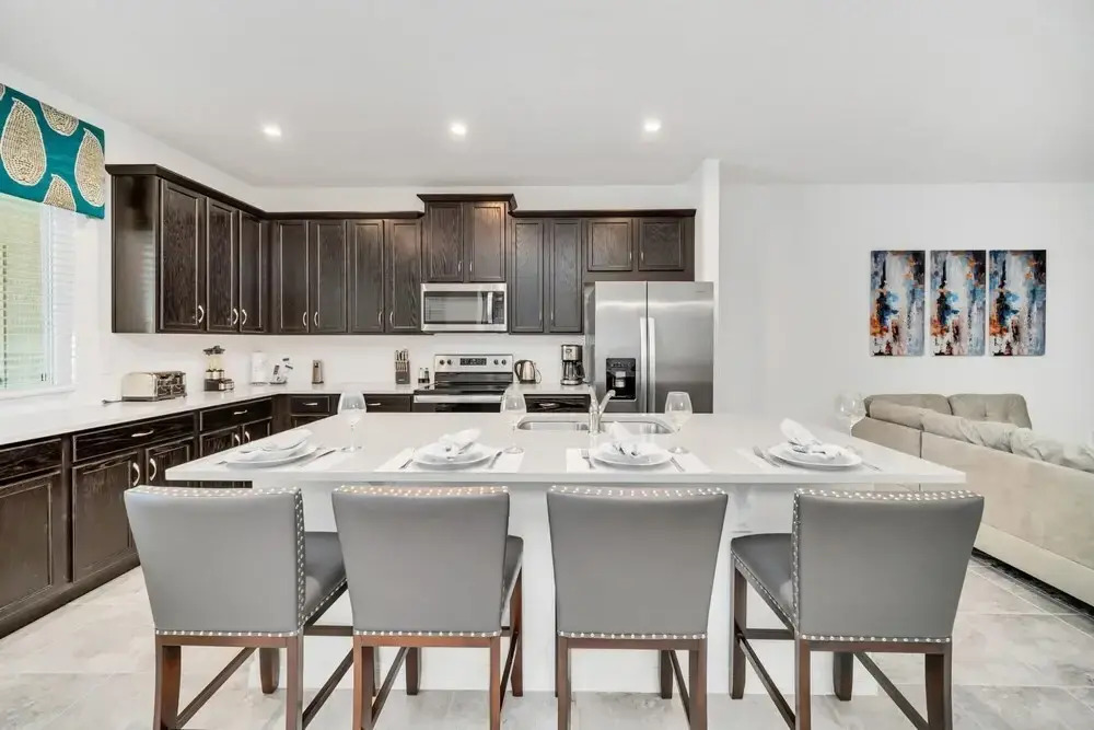 4BR Vacation Home w Private Pool Near Disney