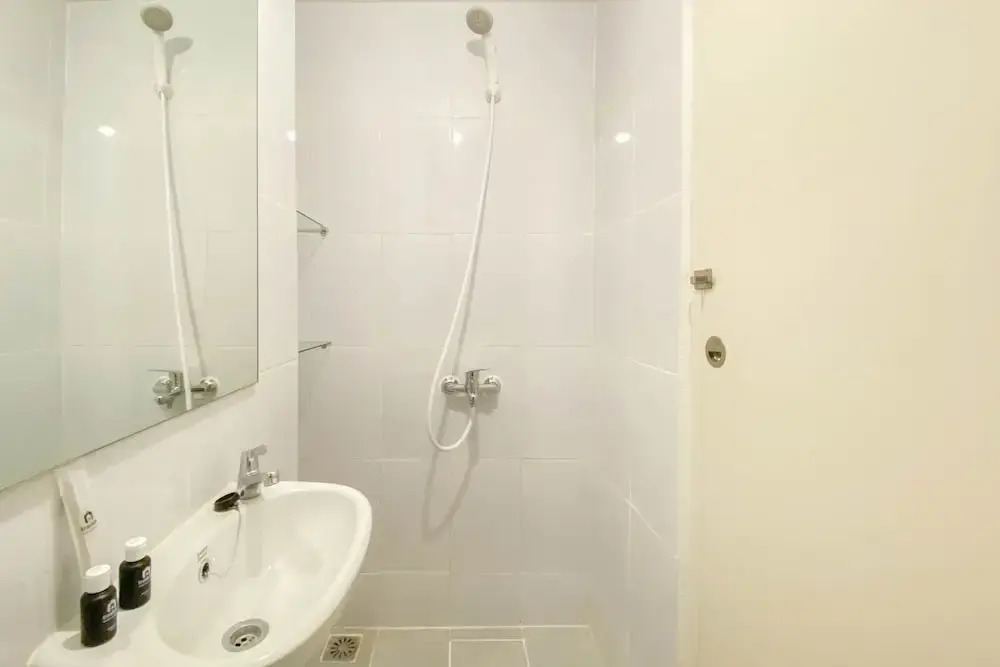 Simply and Good Deal Studio Tokyo Riverside PIK 2 Apartment By Travelio