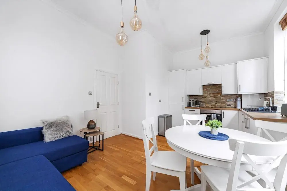 Period Flat in Islington With Modern Charm