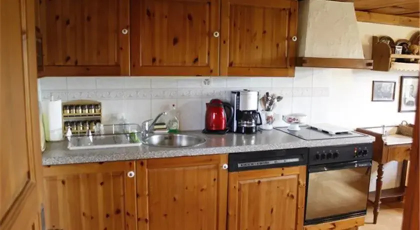 Hadassa Apartment Mutzli