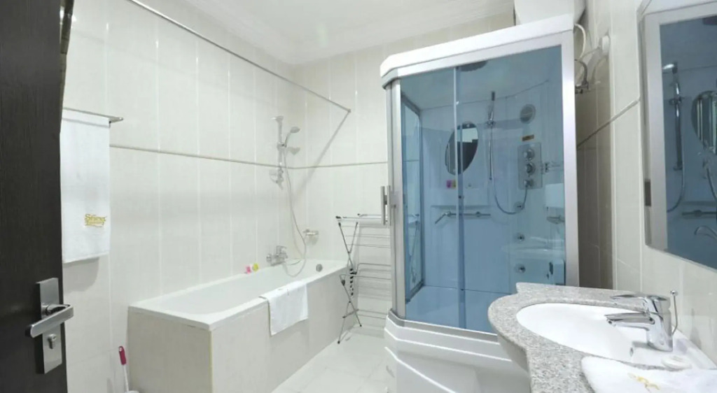 Sheer Luxury Apartments & Suites