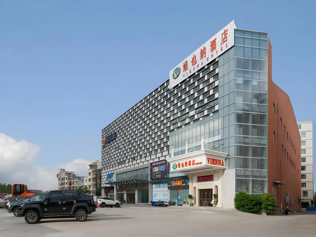 Vienna Hotel (Lingshui Center)
